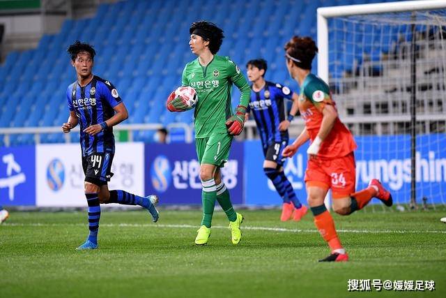 美媒预测勇士启动新赛季首发阵容及季后赛概率